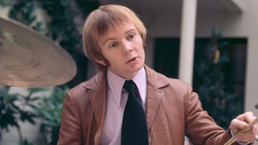 Colin 'Smiley' Petersen, primeiro baterista do Bee Gees. Crédito: Keystone/Hulton Archive/Getty Images.