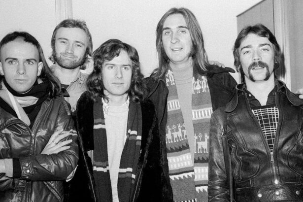 Genesis em 1974. Crédito: Reprodução.