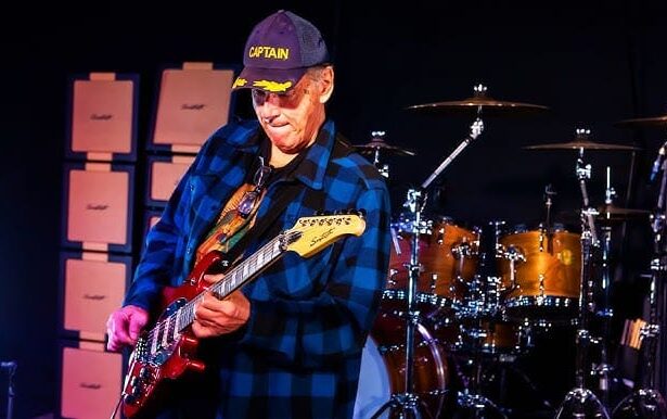 Mike Piñera. Foto: Reprodução Youtube.