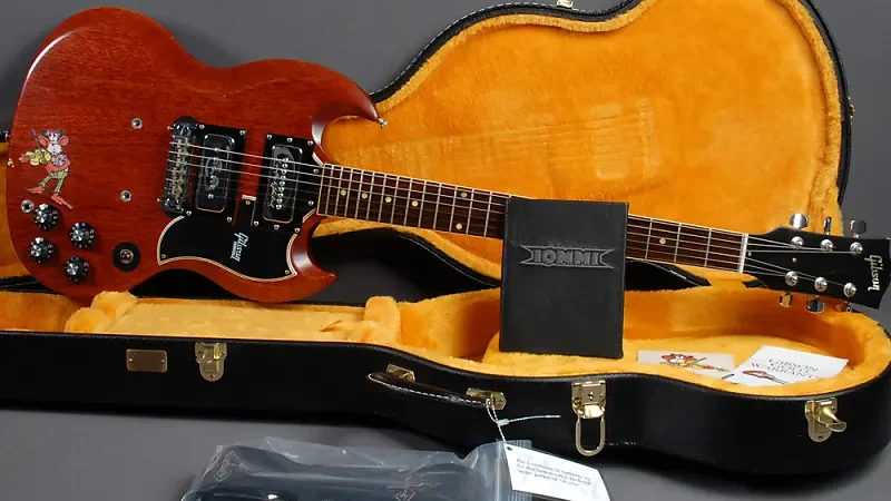 Réplica da guitarra 1964 Gibson 'Monkey' SG Special de Tony Iommi.