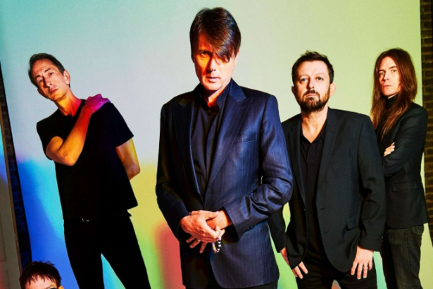 Suede. Crédito: @deanchalkley_