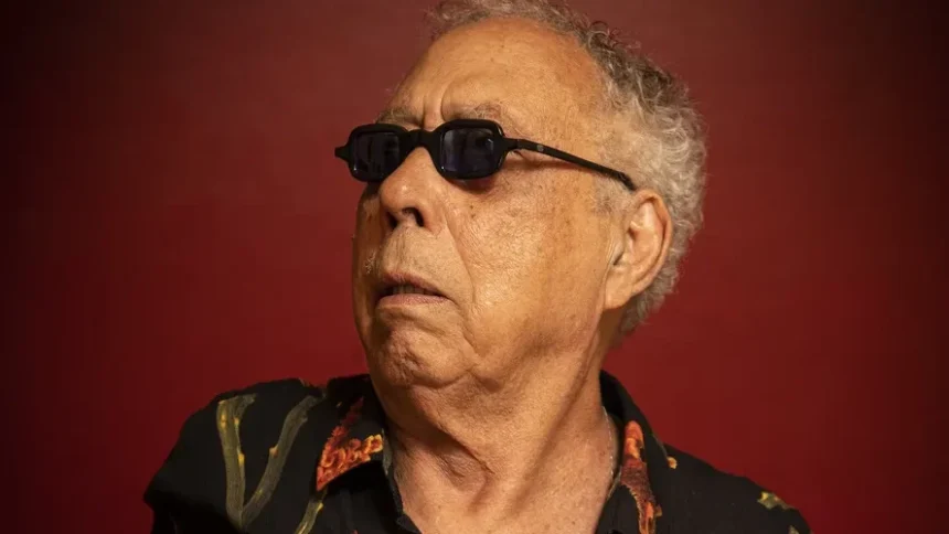 Foto: Jards Macalé. Crédito: Guito Moreto.