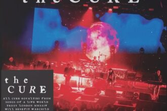 Capa do álbum The Cure Songs Of A Live World.