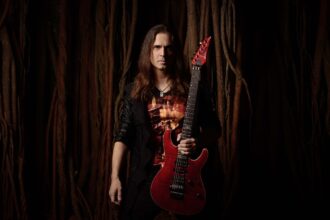 Foto: Kiko Loureiro. Crédito: Henrique Grandi.