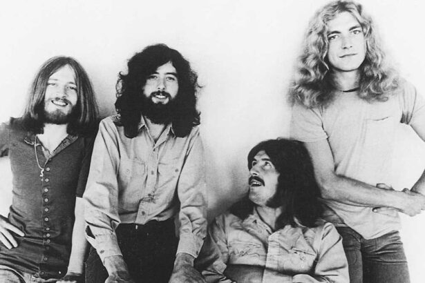 Led Zeppelin em 1971 – Foto: Atlantic Records / Led Zeppelin Facebook