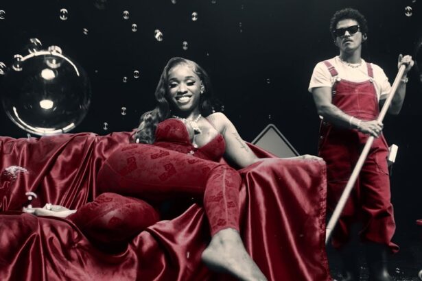 Foto: Sexyy Red e Bruno Mars. Crédito: Clipe Fat Juicy & Wet.