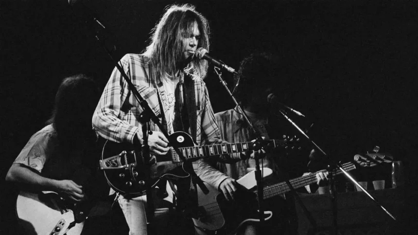 Foto: Neil Young. Crédito: Erica Echenberg / Redferns.