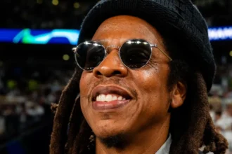 Foto: JAY-Z. Crédito: Mateusz Slodkowski/Getty Images.