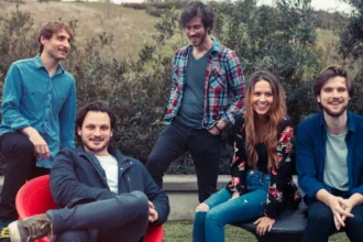 Foto: Mt. Joy. Crédito: Mac Kotas.