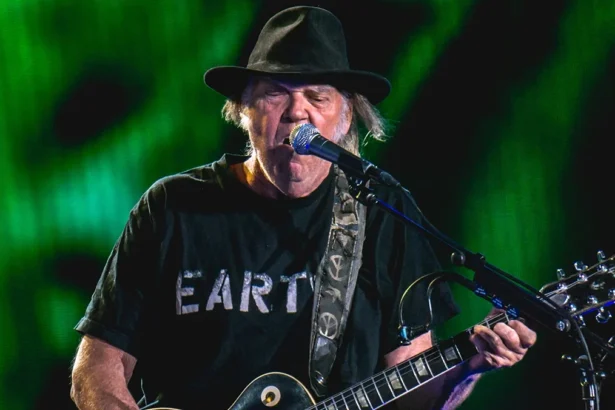Neil Young / Desert Trip. Foto: Raph Pour-Hashemi
