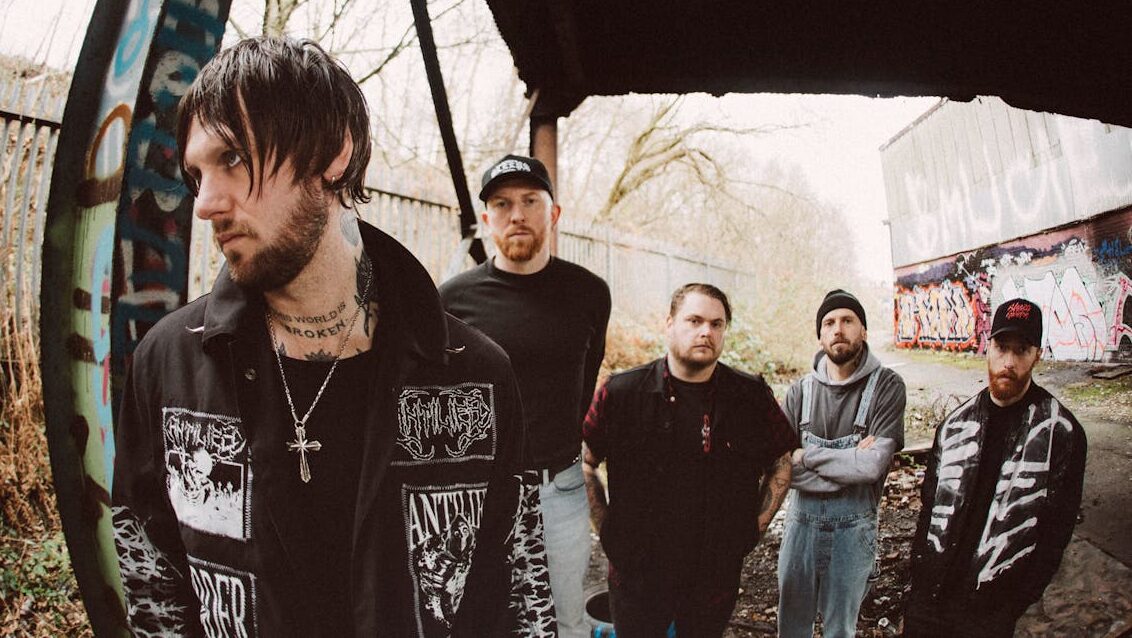 Foto: While She Sleeps. Crédito: Andy Ford.