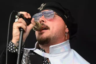 Bjorn Strid, The Night Flight Orchestra. Crédito: Katja Ogrin, Redferns/Getty Images