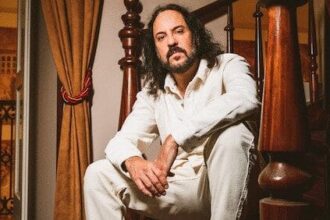 Foto: Gabriel Pensador. Crédito: Steff Lima.