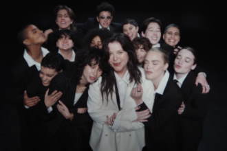 Foto: Lucy Dacus. Crédito: Vídeo clipe Best Guess.