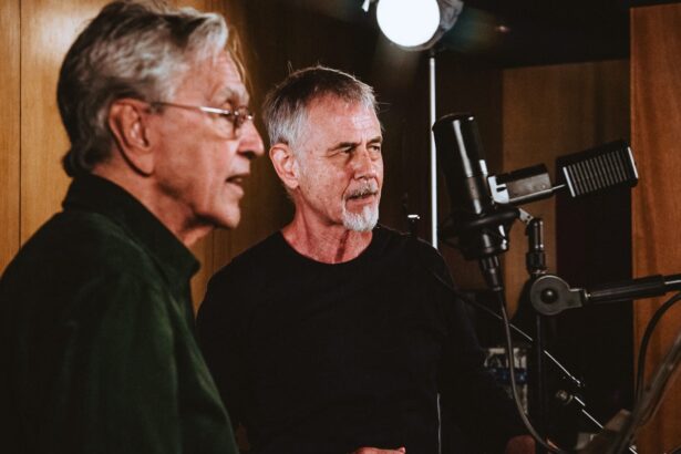 Foto: Ritchie e Caetano. Crédito: Alessandra Tolc.