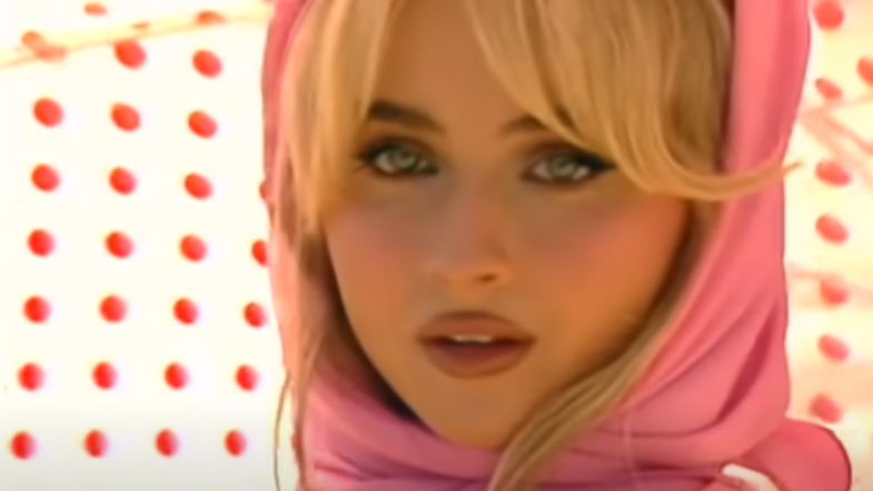 Sabrina Carpenter lança novo single “Busy Woman”