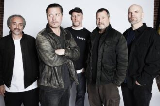 Foto: Faith No More. Crédito: Divulgação/Dustin Rabin.