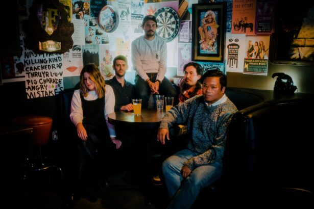 Banda The Fourth Wall - Foto por: Lisa Haagen