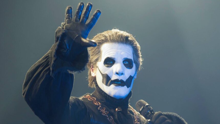 Foto: Ghost. Crédito: Marc Pfitzenreuter/Redferns.