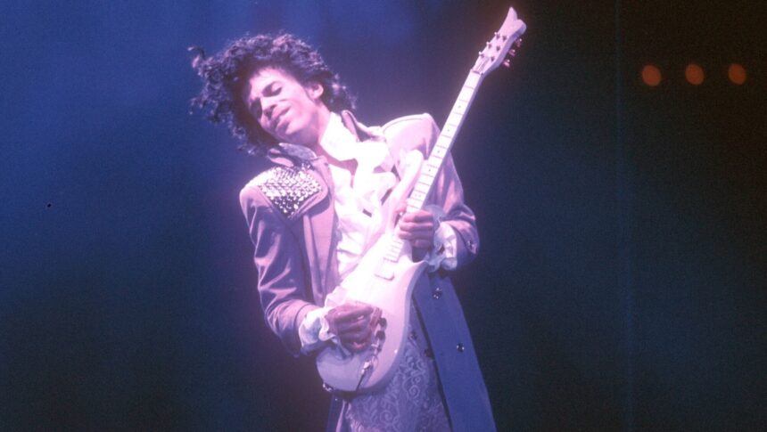 Foto: Prince. Crédito: Michael Ochs Archives/Getty Images.