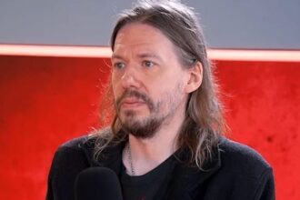 Ghost Tobias Forge. Crédito: Youtube.