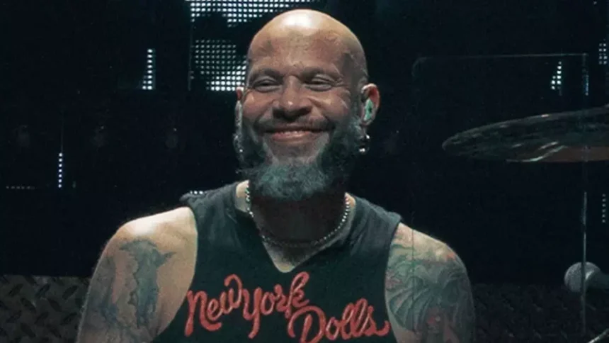 Frank Ferrer. Crédito: Guns N' Roses.