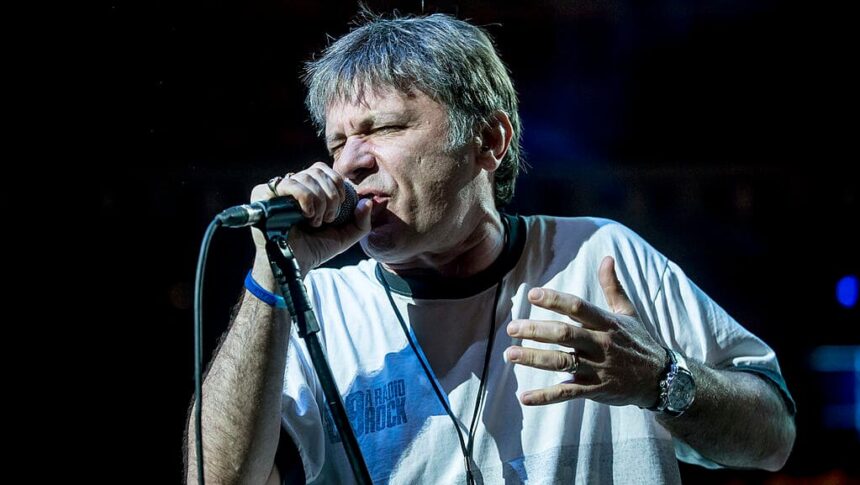 Foto: Bruce Dickinson. Crédito: Redferns/Getty Images.