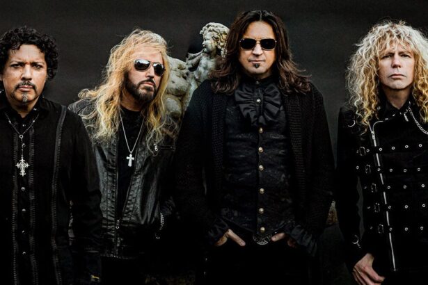 Foto: Stryper. Crédito: Joanna Chattman.