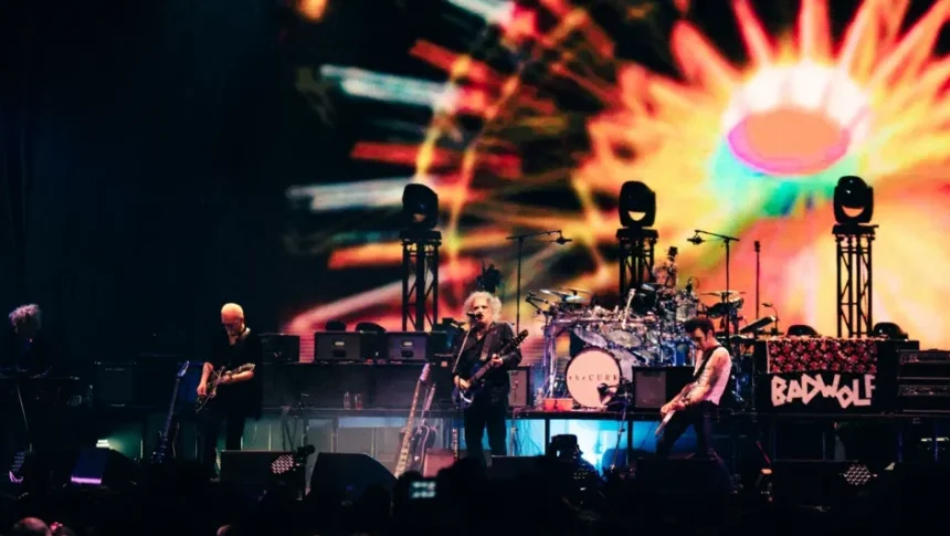 The Cure. Crédito: @tmpllnt @shotbyphox