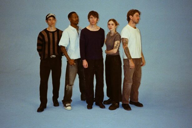 Turnstile / Never Enough. Crédito: Atiba Jefferson.