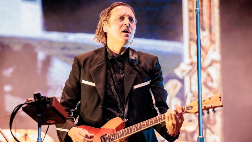 Win Butler/Arcade Fire. Crédito: Sergione Infuso/Corgis/Getty Images.