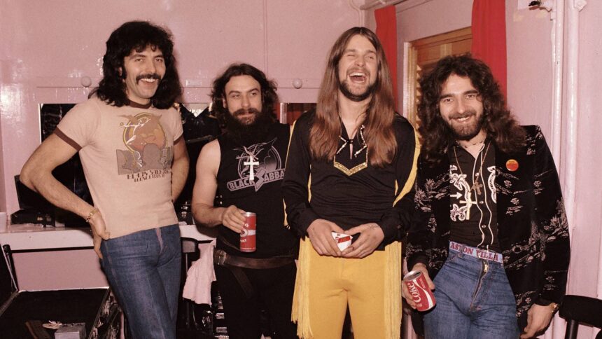 Black Sabbath em 1973. Crédito: Watal Asanuma/Shinko Music/Getty Images.