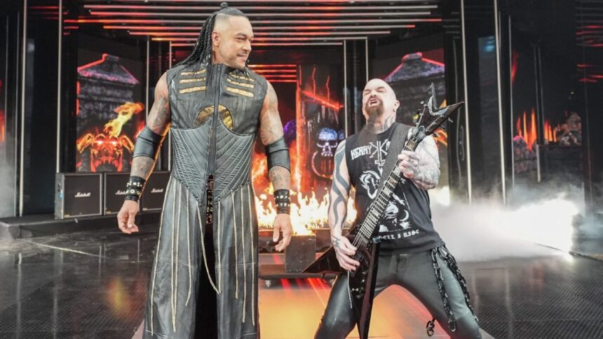 Foto: Damian Priest e Kerry King. Crédito: Craig Melvin/WWE via Getty Images.