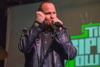 Foto: Tim Ripper Owens. Crédito: Ricardo Ferreira.