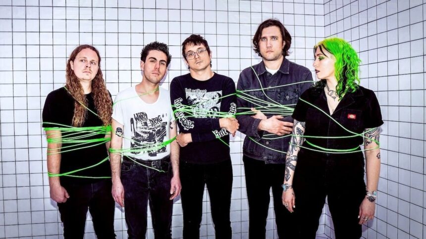 Frankie and the Witch Fingers. Crédito: Death by James.