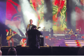 Guns N' Roses - Thunder and Lightning Cover Thin Lizzy. Crédito: Reprodução Youtube.