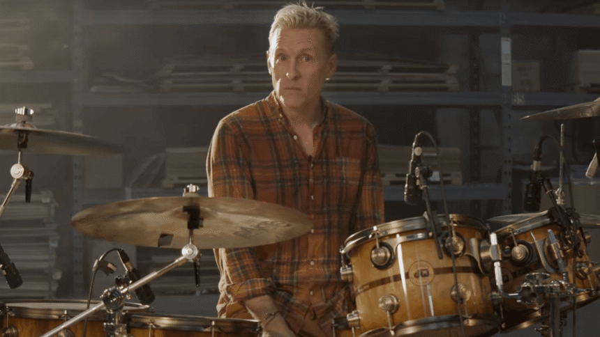 Josh Freese. Crédito: Reprodução.