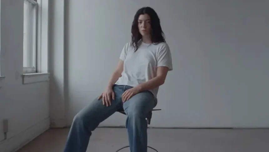 Lorde - Man of the Year. Crédito: Youtube.