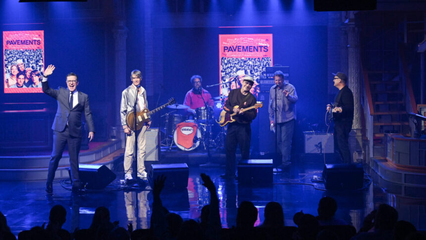 Foto: Pavement. Crédito: Scott Kowalchyk / CBS Broadcasting Inc.