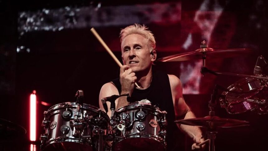 Foto: Josh Freese. Crédito: Andi Taylor.