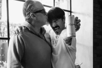 Foto: Shane Powers e Anthony Kiedis. Crédito: Cibell Levi.