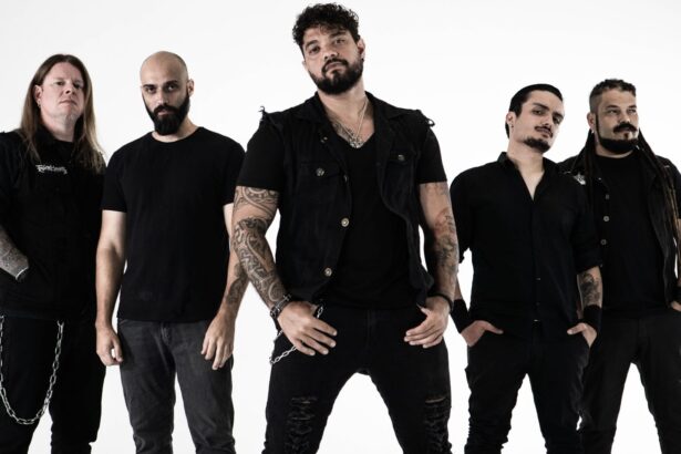 Foto: Throw Me To the Wolves. Crédito: Starship.