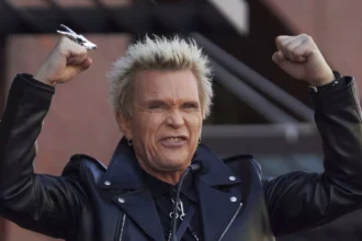 Billy Idol. Foto: Allison Dinner.