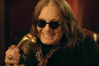 Ozzy Osbourne / Liquid Death. Foto: Reprodução.