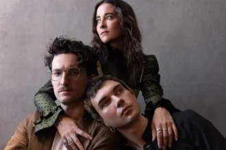 Foto: Nation of Language. Crédito: Ebru Yildiz.