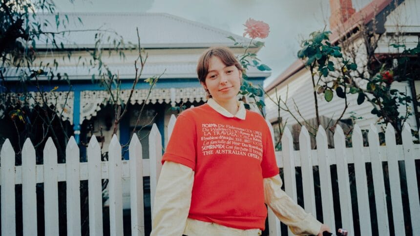 Stella Donnelly. Crédito: Nick Mclnlay.