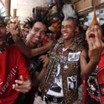 Fãs de punk no festival Thingyan, em Yangon na Birmânia. Crédito: Reuters.