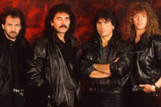 Black Sabbath / TYR. Foto: Pete Cronin/IconicPix.