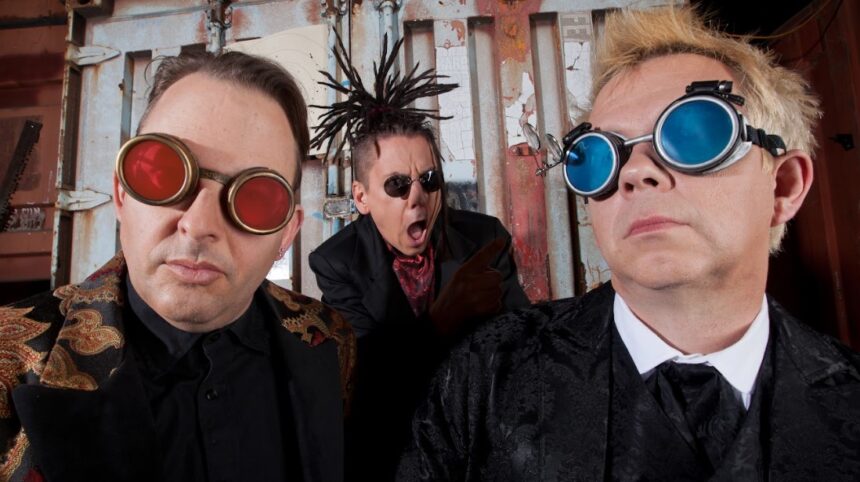 Information Society. Crédito: Paradise Artists.