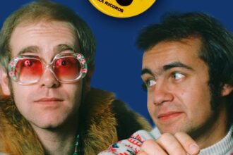Elton John e Bernie Taupin - Captain Fantastic 50 Foto: Reprodução